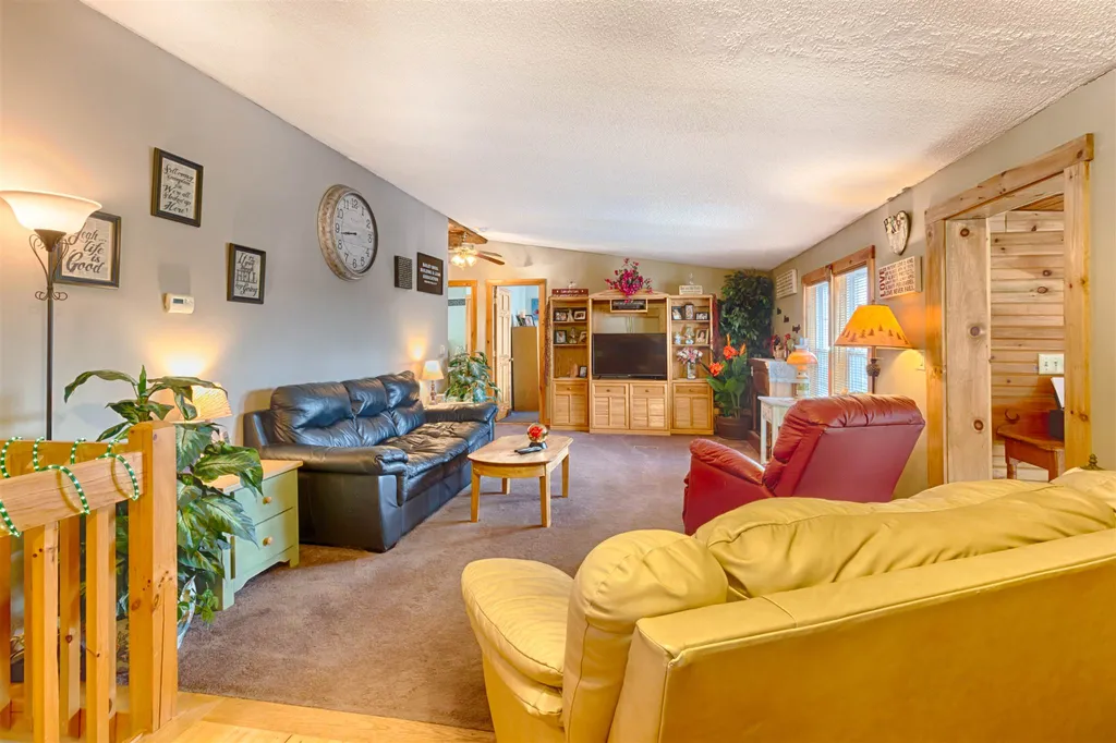39 Wes Locke Road Barnstead NH 03225