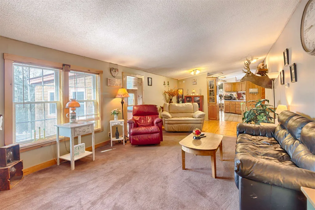 39 Wes Locke Road Barnstead NH 03225