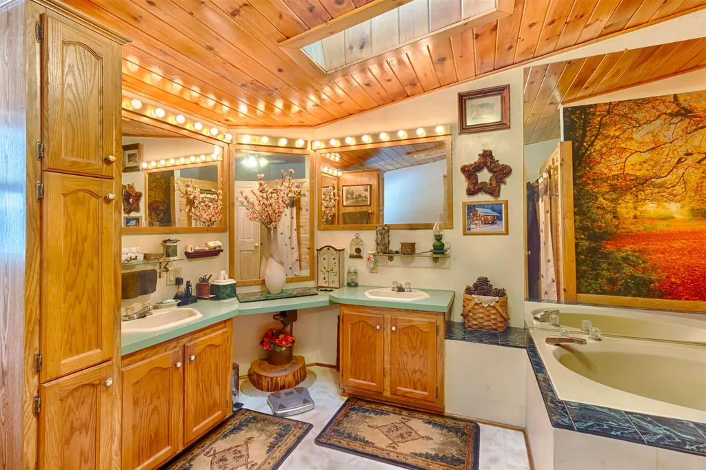 39 Wes Locke Road Barnstead NH 03225