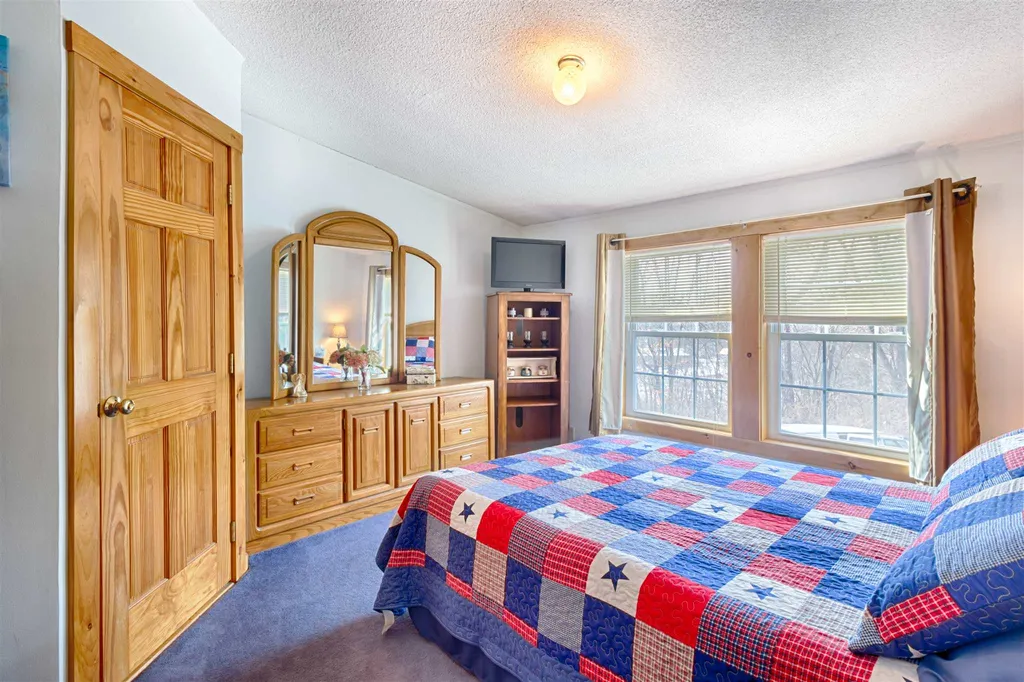 39 Wes Locke Road Barnstead NH 03225