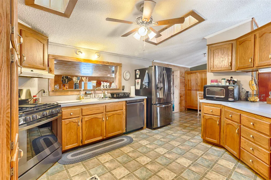 39 Wes Locke Road Barnstead NH 03225