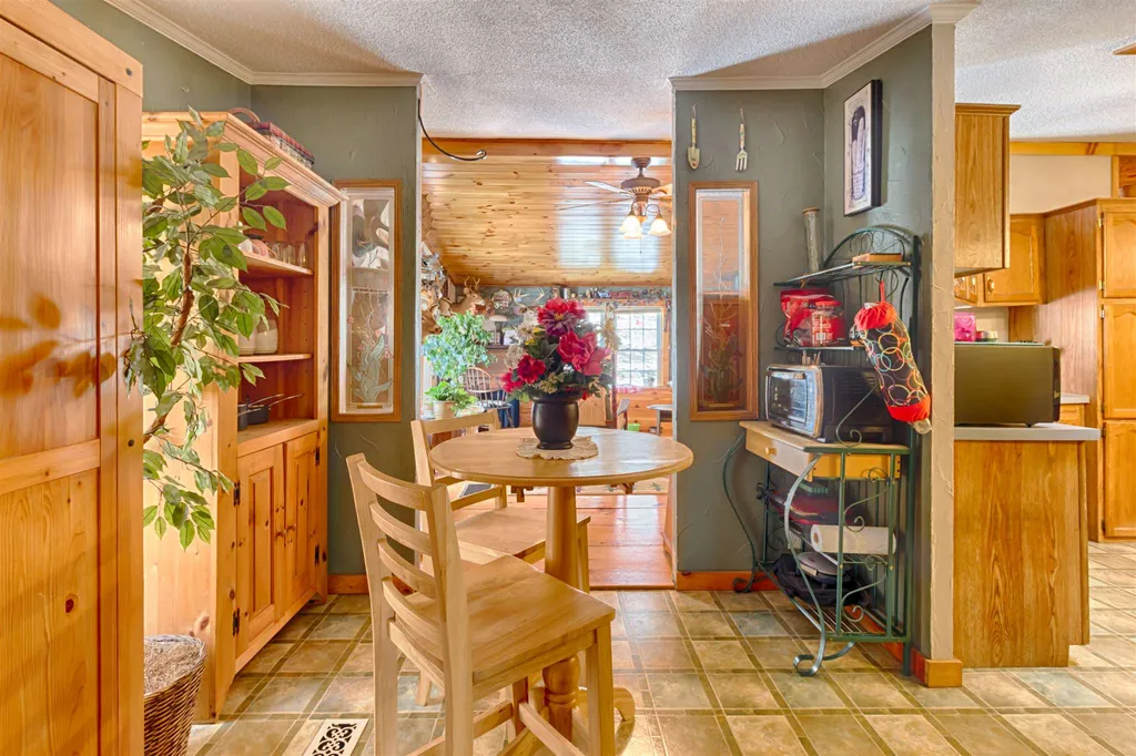 39 Wes Locke Road Barnstead NH 03225