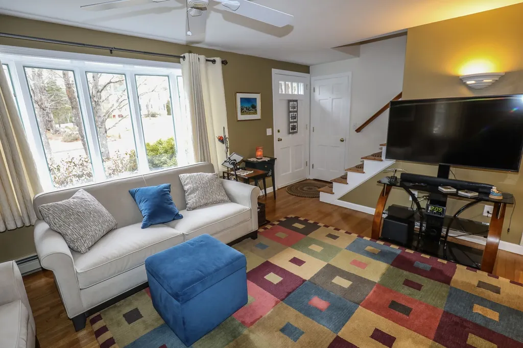 84 High Street Goffstown NH 03045
