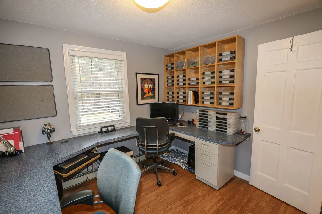 84 High Street Goffstown NH 03045