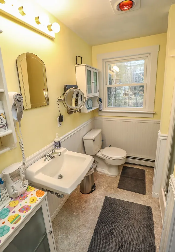 84 High Street Goffstown NH 03045