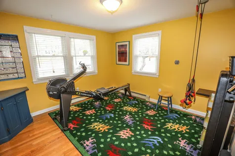 84 High Street Goffstown NH 03045
