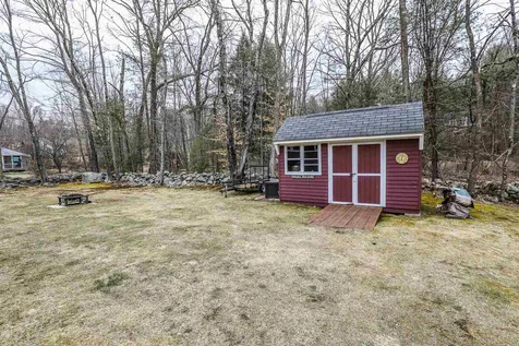 84 High Street Goffstown NH 03045