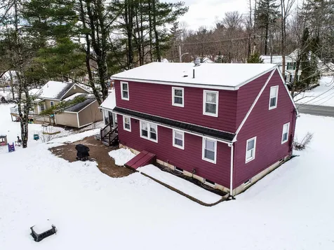 84 High Street Goffstown NH 03045