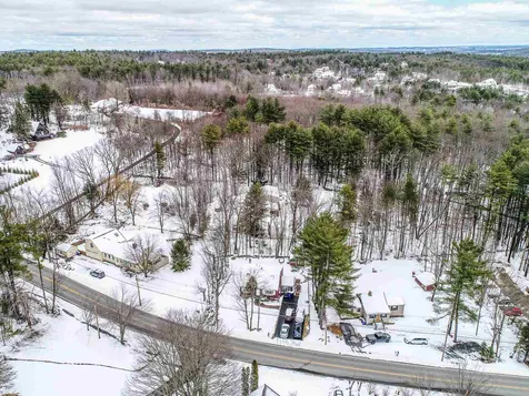 84 High Street Goffstown NH 03045
