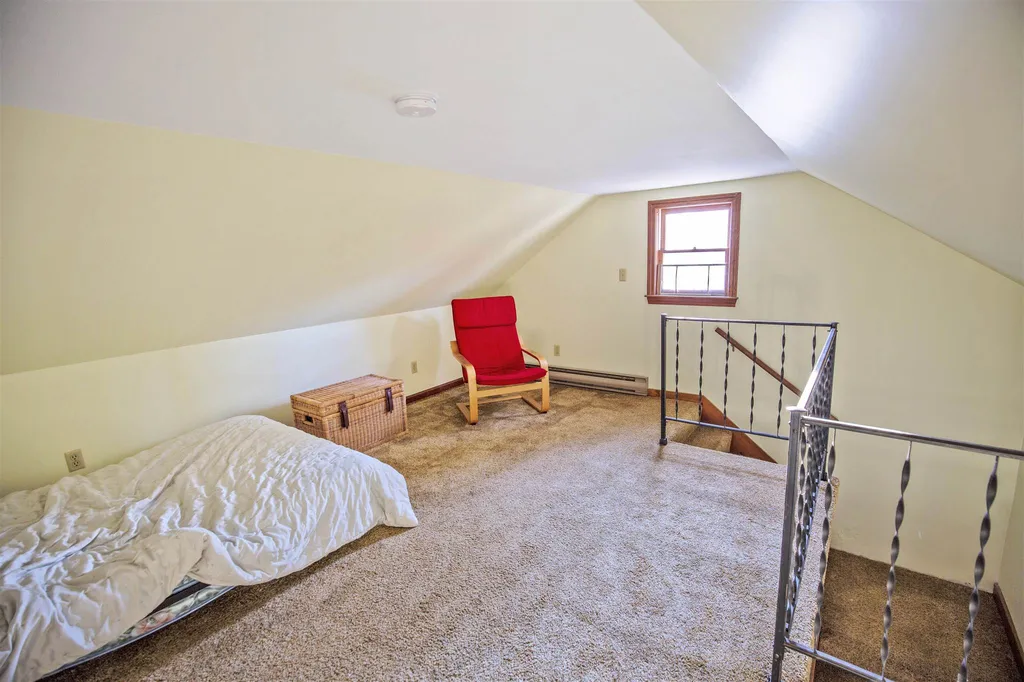 66 Haverhill Road Chester NH 03036