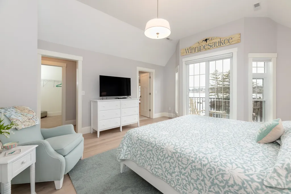 11 Island Drive Laconia NH 03246