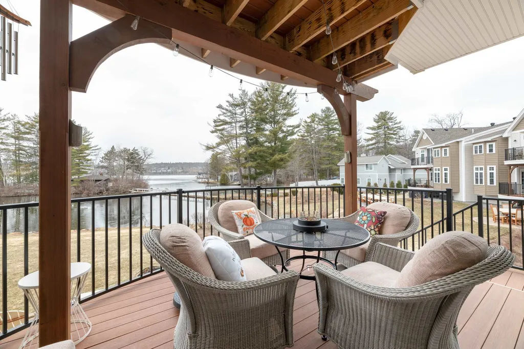 11 Island Drive Laconia NH 03246