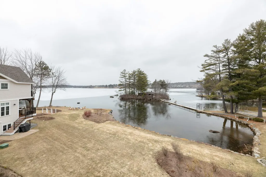 11 Island Drive Laconia NH 03246