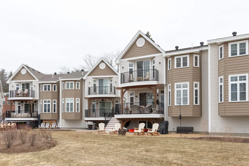 11 Island Drive Laconia NH 03246