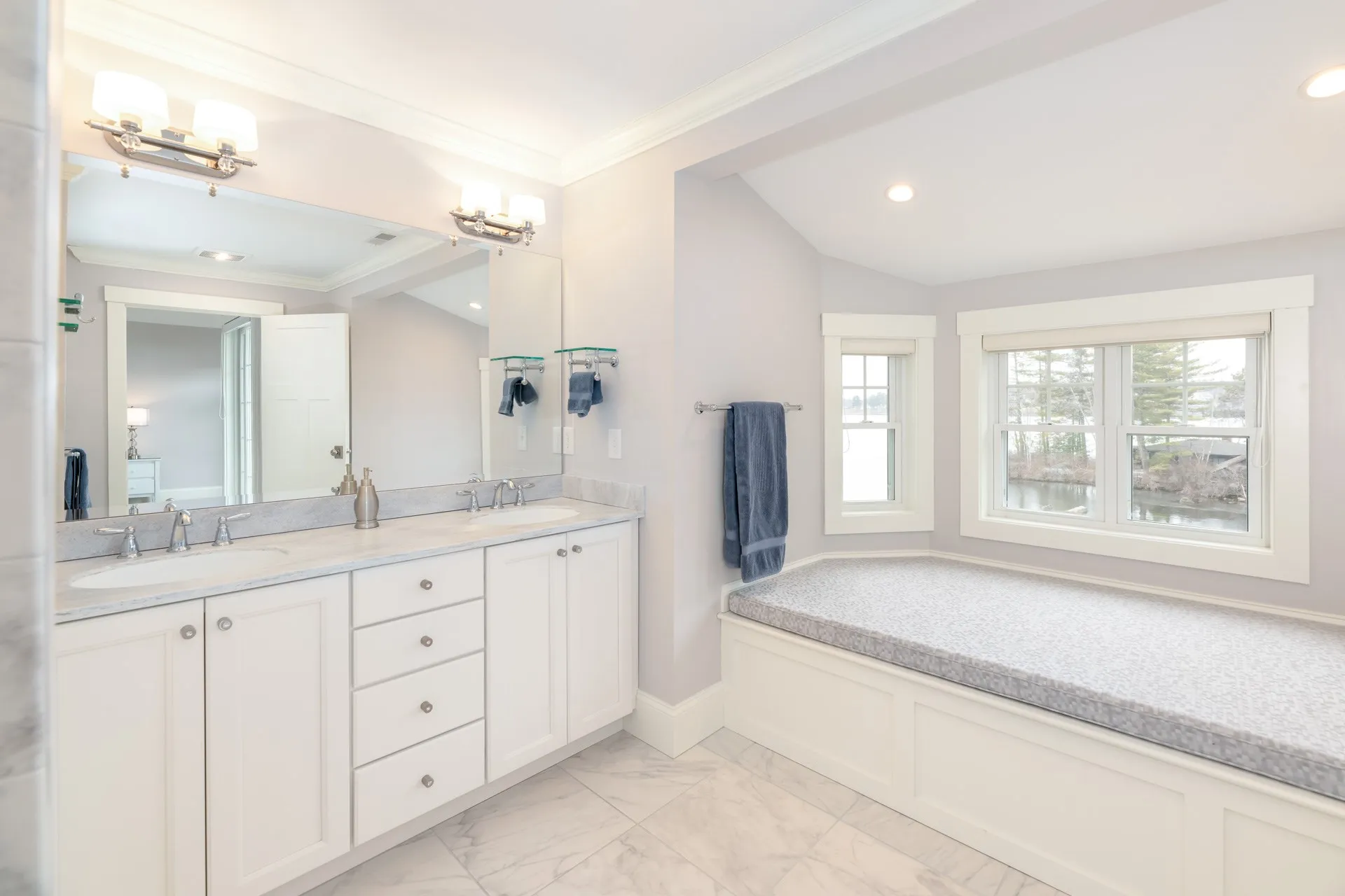 11 Island Drive Laconia NH 03246