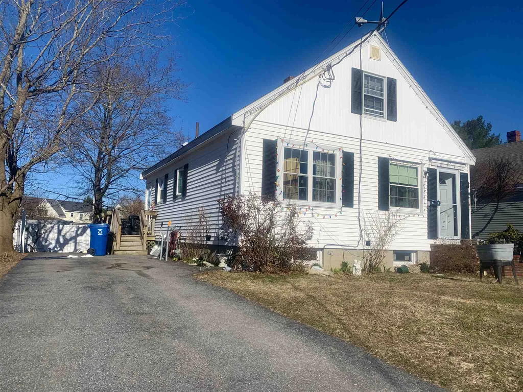 63 Powsland Street Portland ME 04102