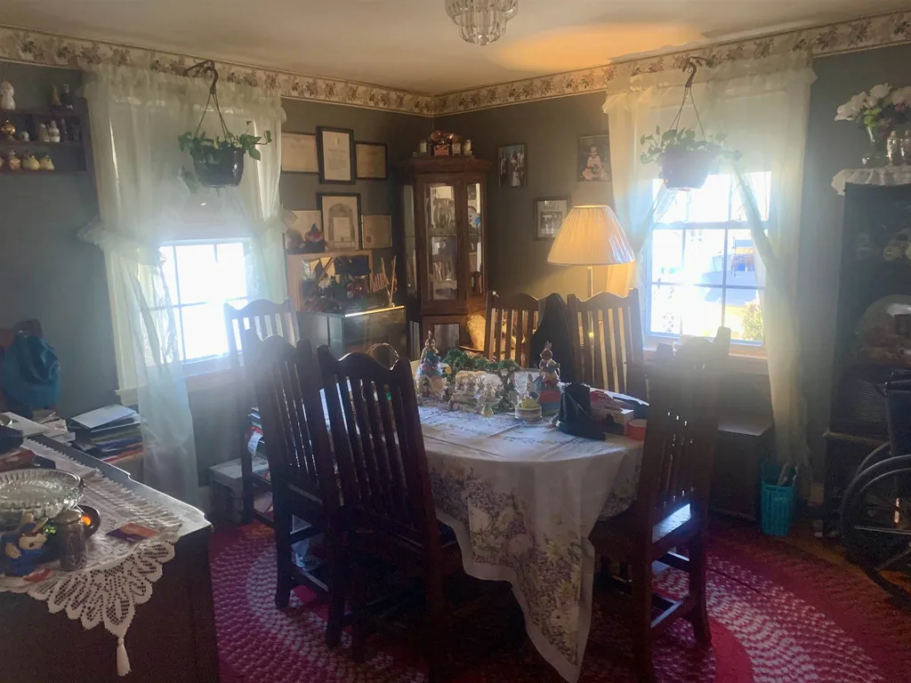 63 Powsland Street Portland ME 04102