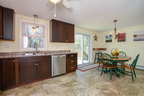 9 Mountain View Lane Rochester NH 03867