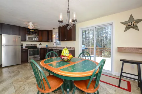 9 Mountain View Lane Rochester NH 03867