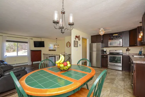 9 Mountain View Lane Rochester NH 03867
