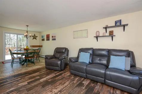 9 Mountain View Lane Rochester NH 03867
