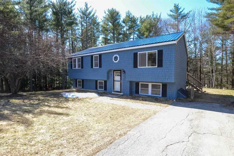 9 Mountain View Lane Rochester NH 03867