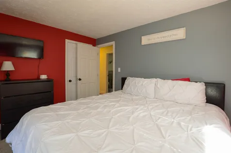 9 Mountain View Lane Rochester NH 03867