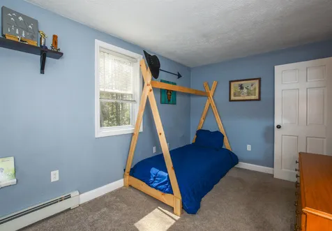 9 Mountain View Lane Rochester NH 03867