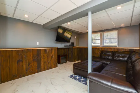 9 Mountain View Lane Rochester NH 03867