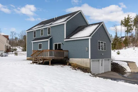 4 Sydney Lane Epping NH 03042