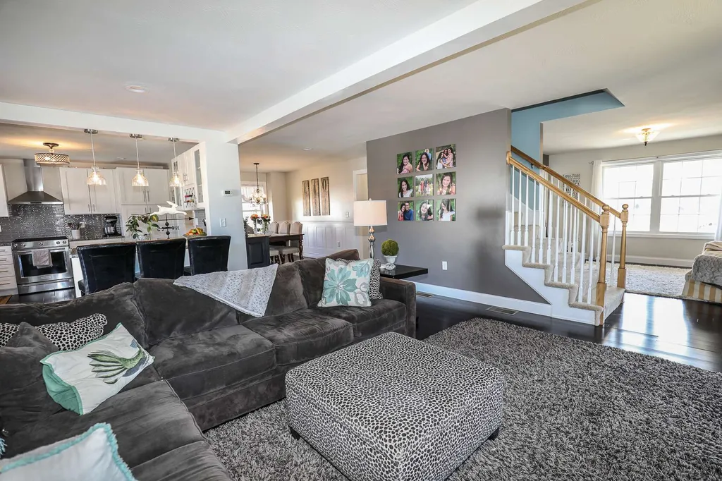 22 Amy Way Concord NH 03303