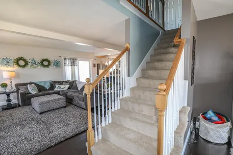 22 Amy Way Concord NH 03303