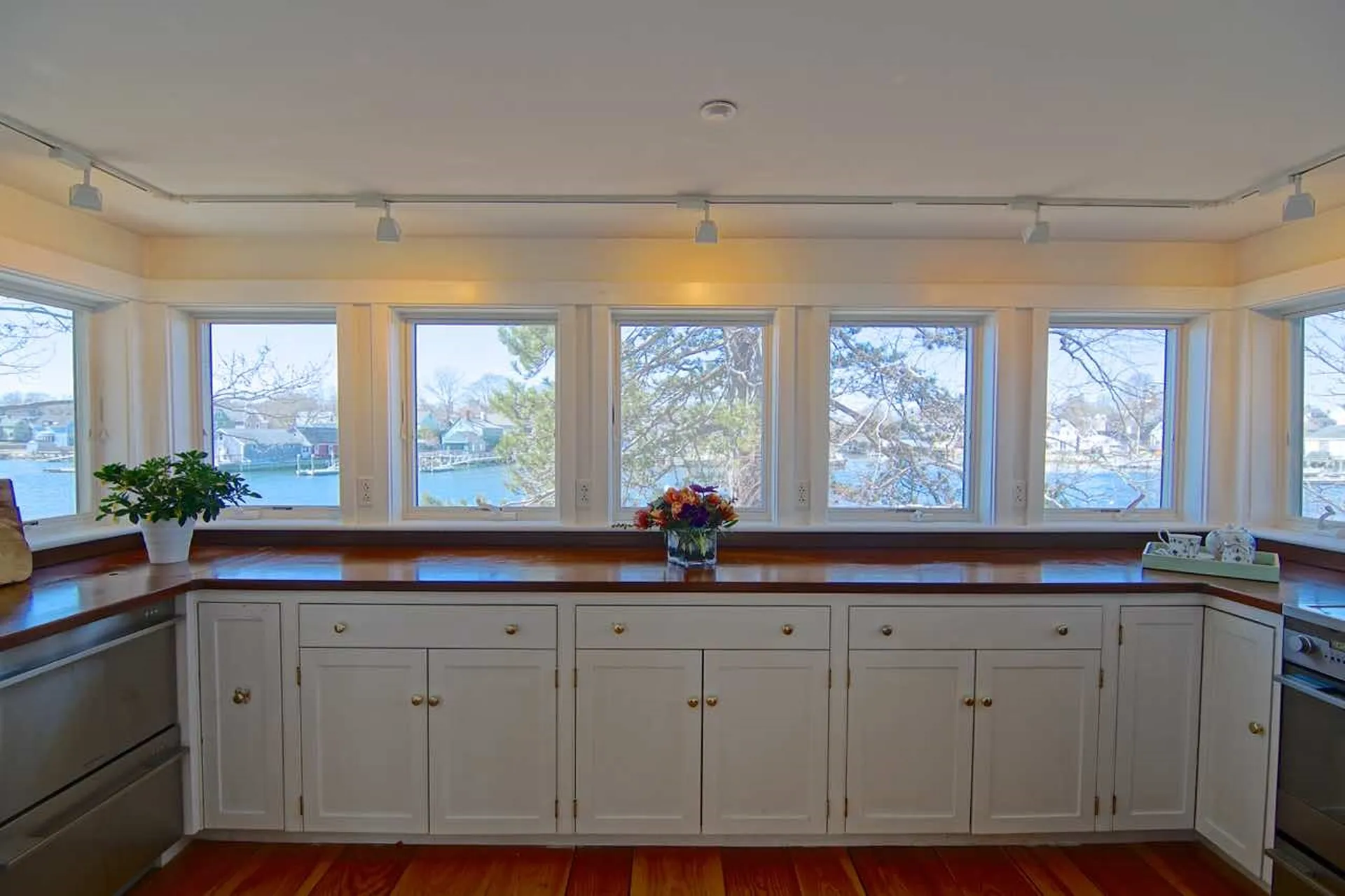 1 Round Island Portsmouth NH 03801