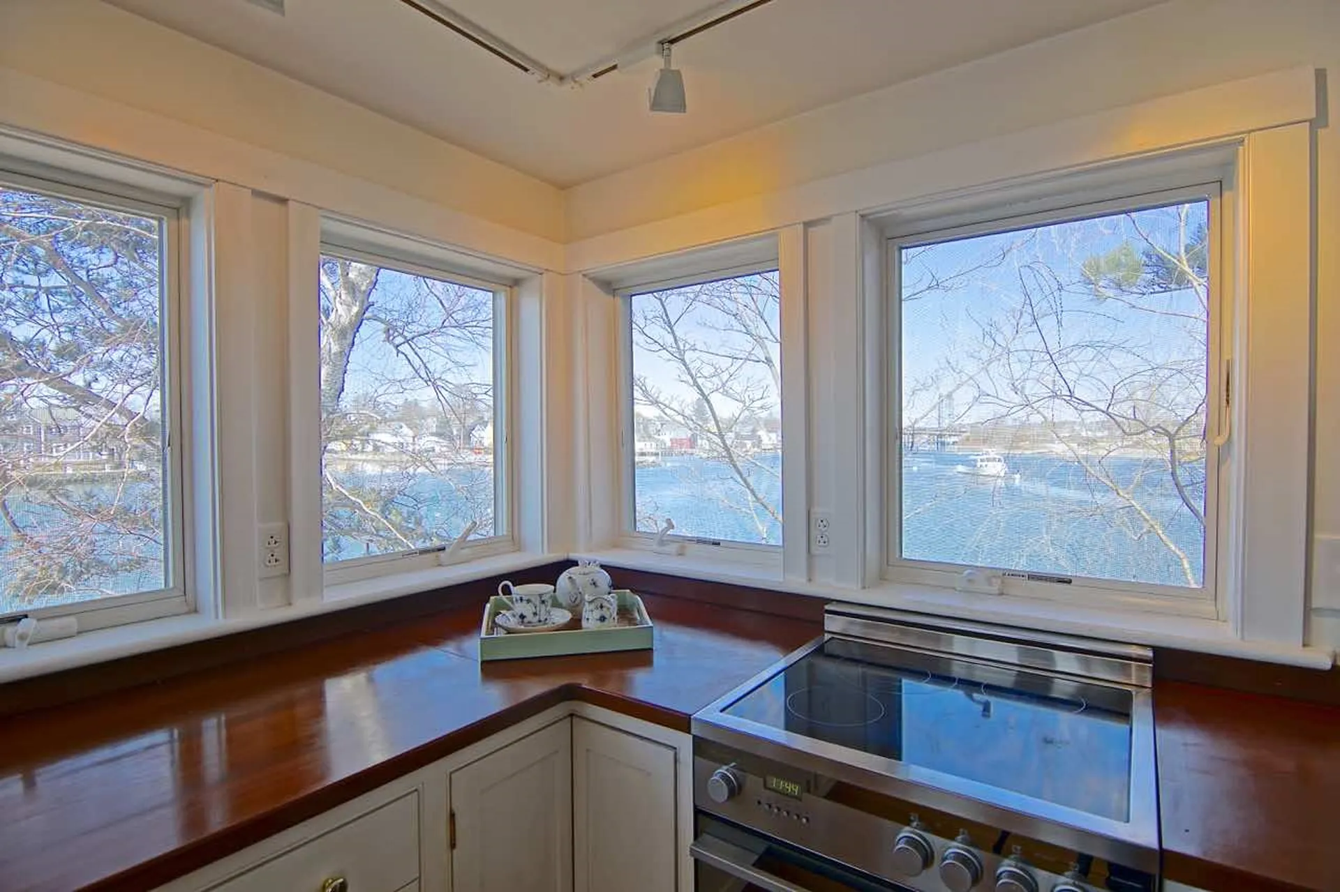 1 Round Island Portsmouth NH 03801