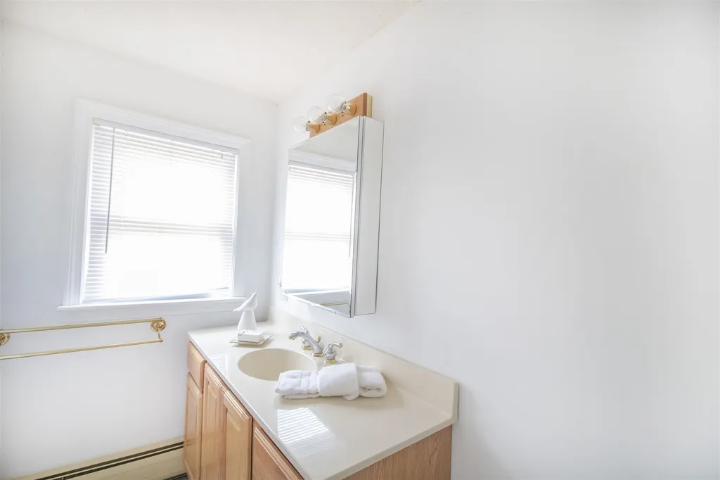 16 Oceanview Avenue Rye NH 03870