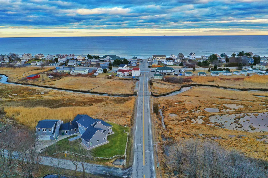16 Oceanview Avenue Rye NH 03870