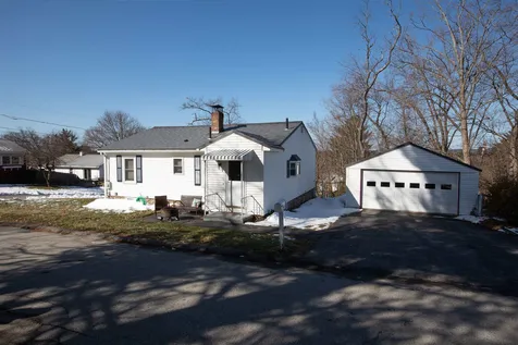 76 Garfield Street Manchester NH 03103