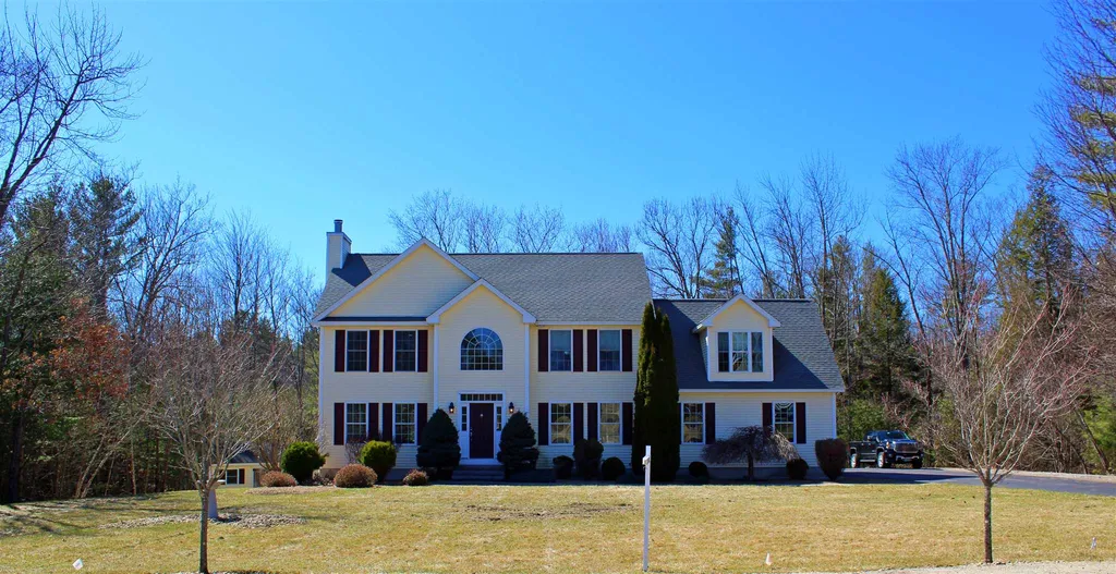 85 Rolling Hill Drive Weare NH 03281