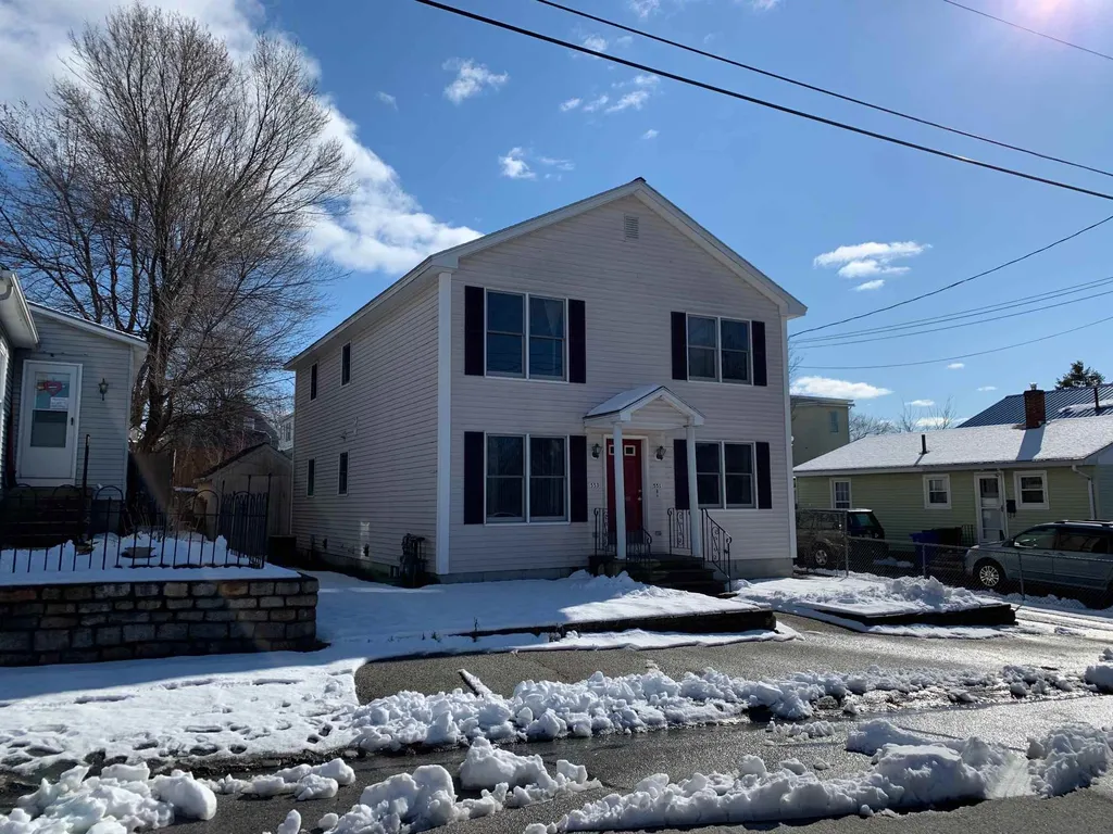 551-553 Dix Street Manchester NH 03103