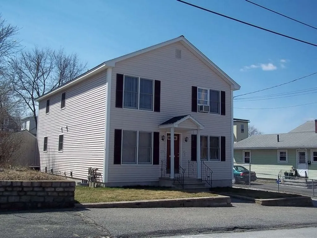 551-553 Dix Street Manchester NH 03103
