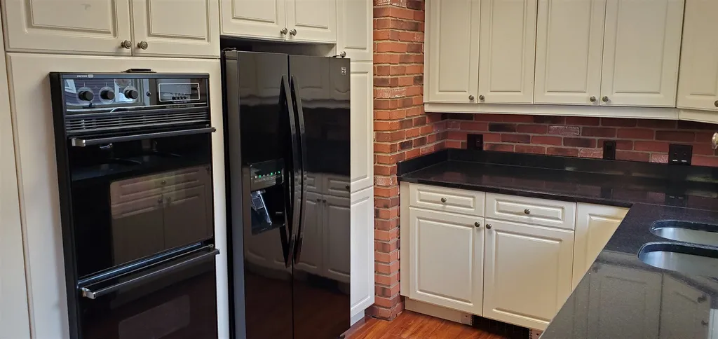 17 Union Street Littleton NH 03561