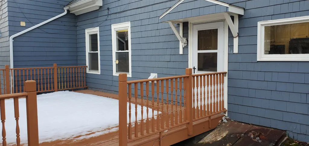 17 Union Street Littleton NH 03561