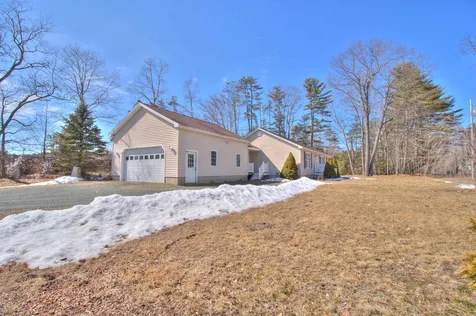 18 Boynton Road Meredith NH 03253
