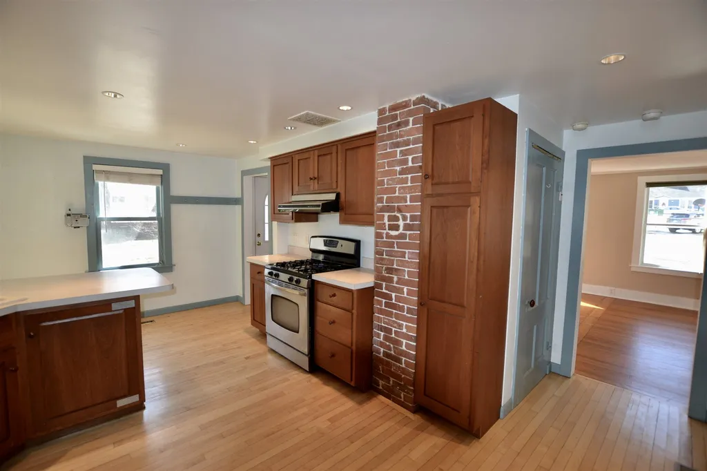 9 Wallace Street Antrim NH 03440