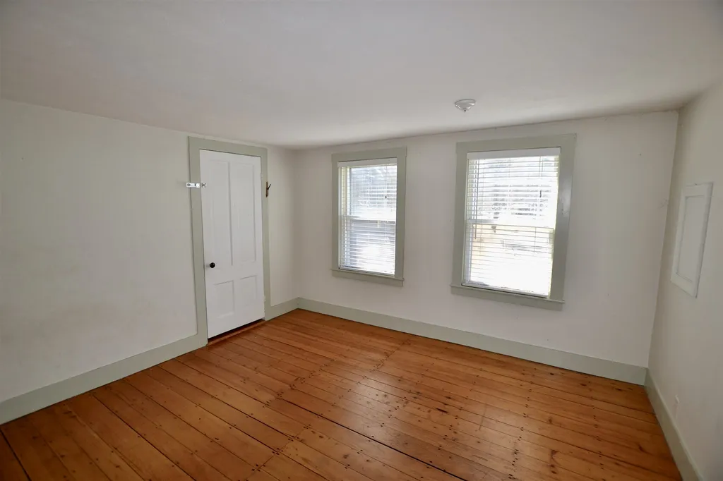 9 Wallace Street Antrim NH 03440