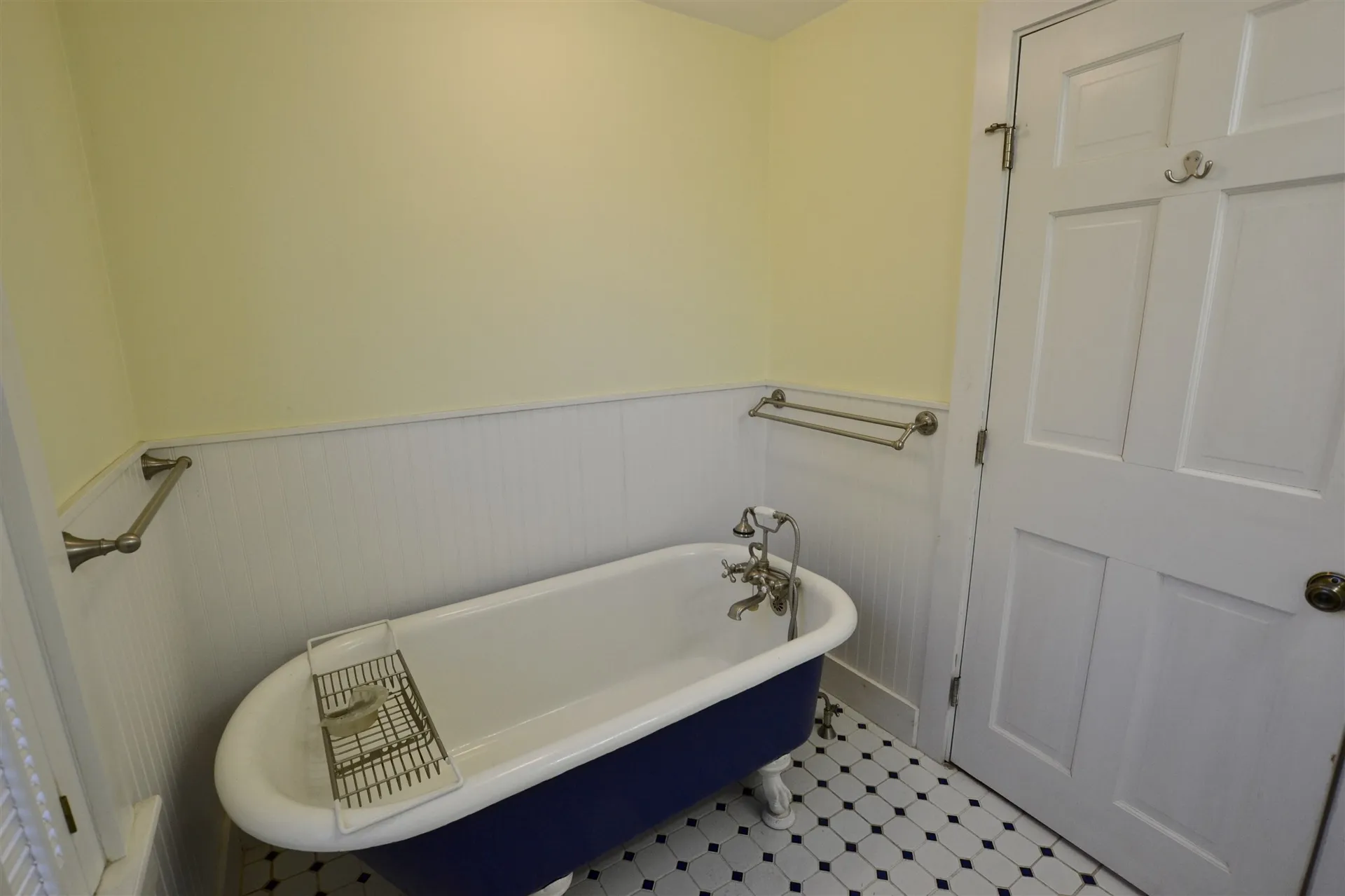 9 Wallace Street Antrim NH 03440