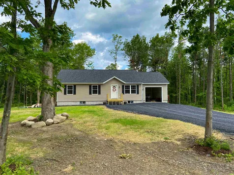 146 Pine Grove Circle North Hero VT 05474