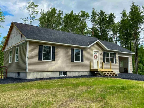 146 Pine Grove Circle North Hero VT 05474