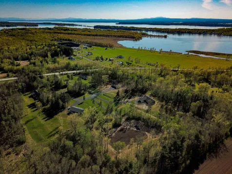 146 Pine Grove Circle North Hero VT 05474