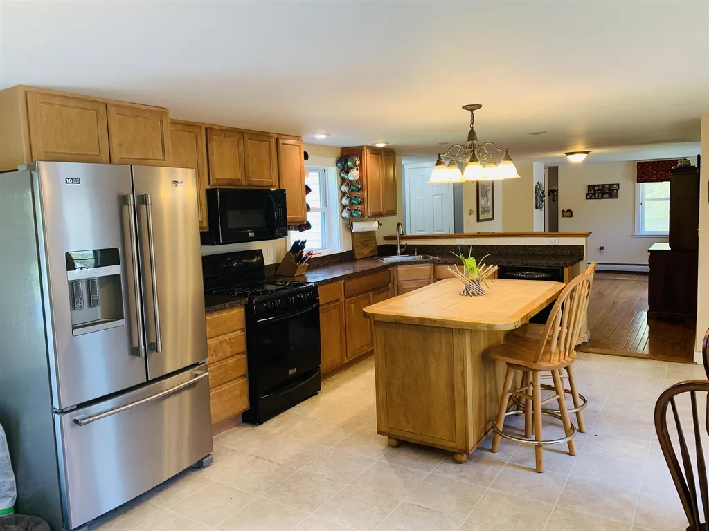 136 Village Road Langdon NH 03602